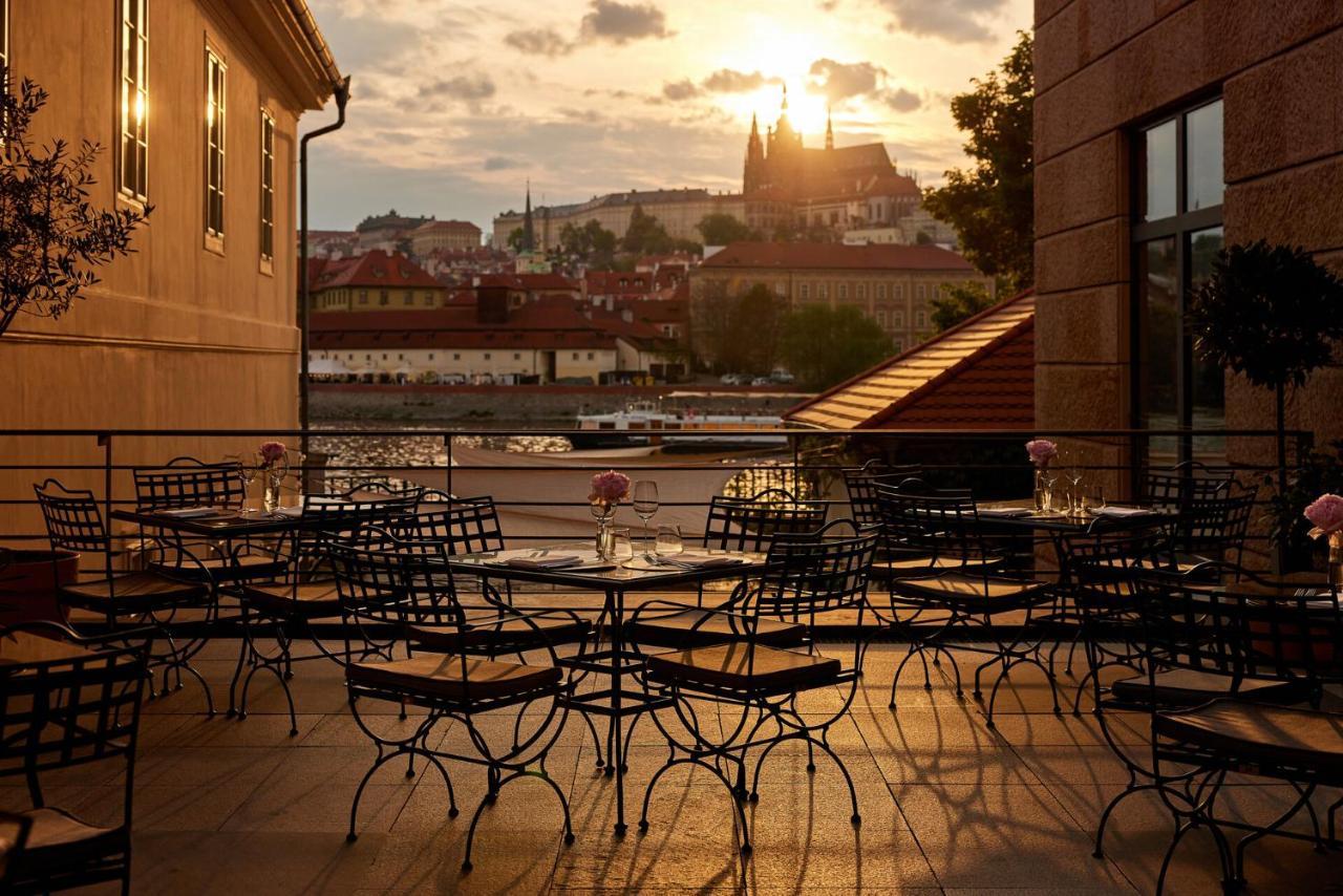 Four Seasons Hotel Praha Eksteriør bilde